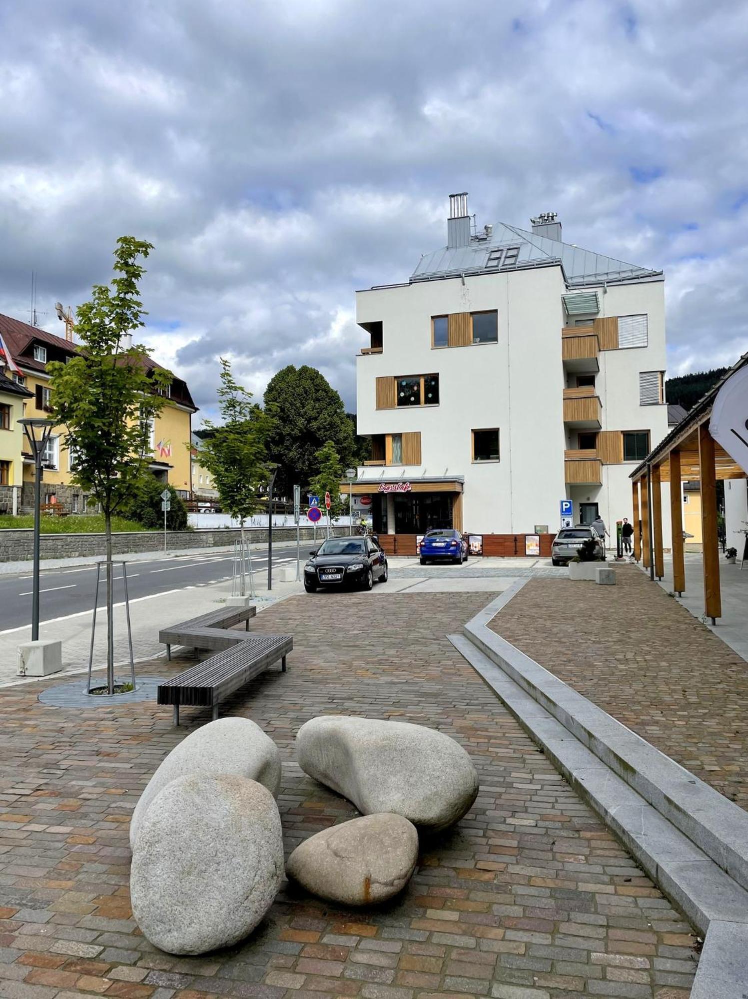Apartman “U Nas V Podkrovi“ V Rezidenci Klostermann, Zelezna Ruda 24 Luaran gambar